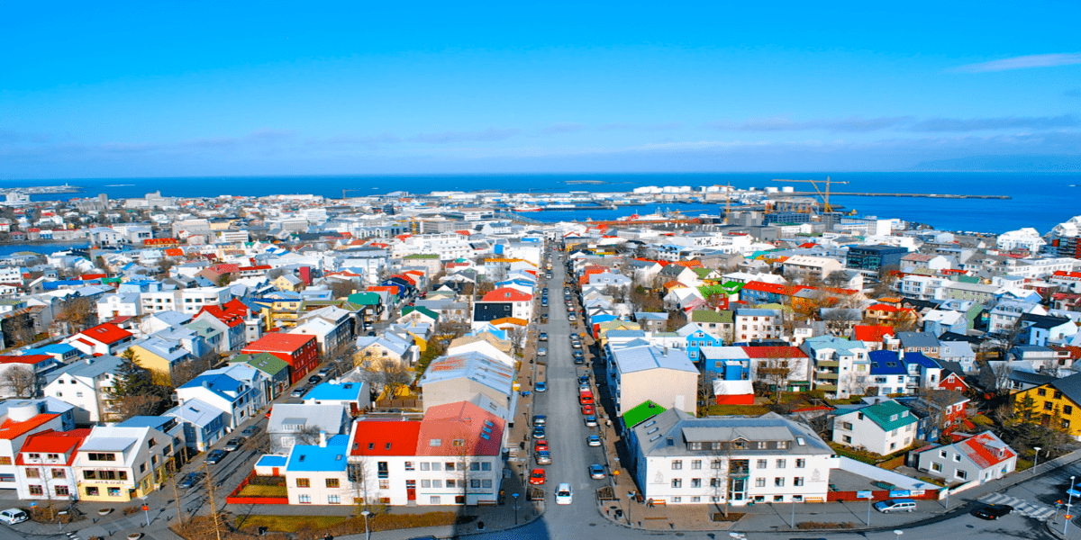 Крупные города исландии