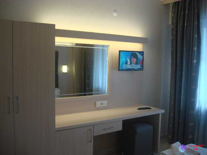 Ozcan Beach Hotel - фото отеля