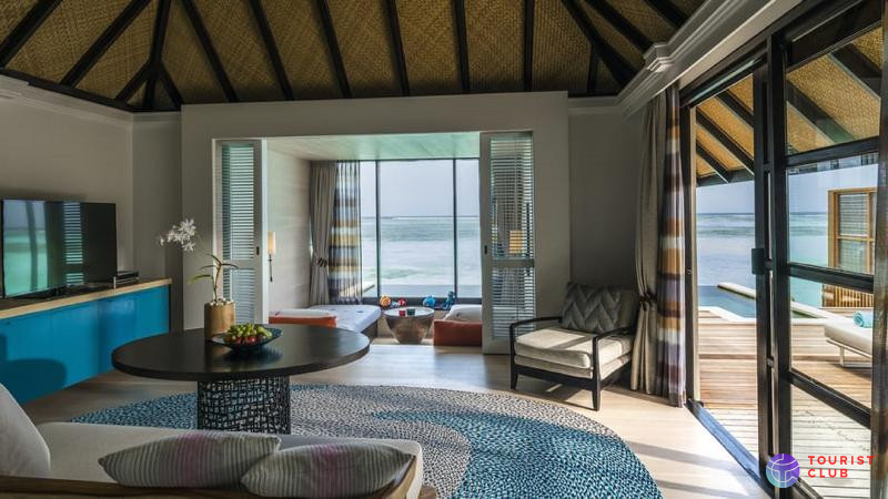 Four Seasons Resort Maldives at Kuda Huraa - фото отеля