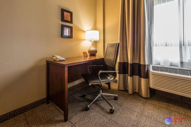 Comfort Inn Aikens Center - фото отеля
