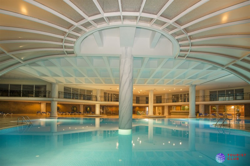 Starlight Resort Hotel - фото отеля