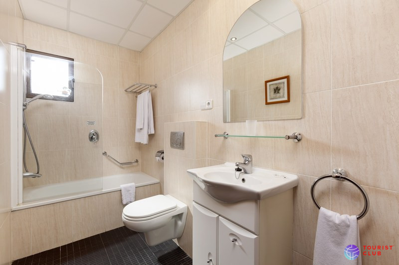 Crown Resorts Club La Riviera - фото отеля