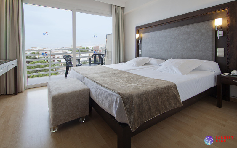 Hotel Vistamar by Pierre & Vacances - фото отеля