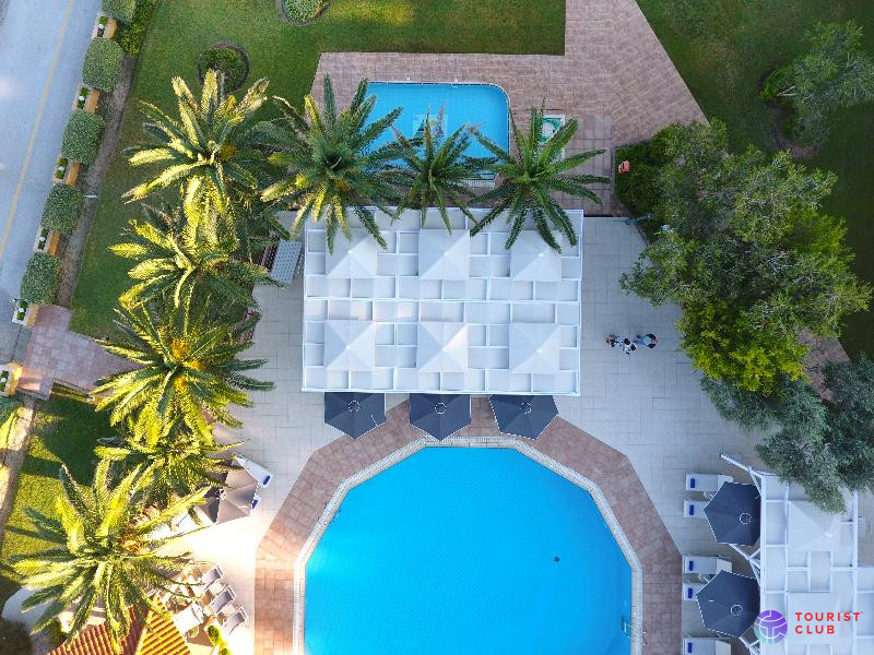 Possidi Holidays Resort & Suites - фото отеля