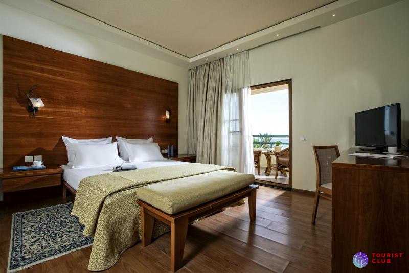 Possidi Holidays Resort & Suites - фото отеля