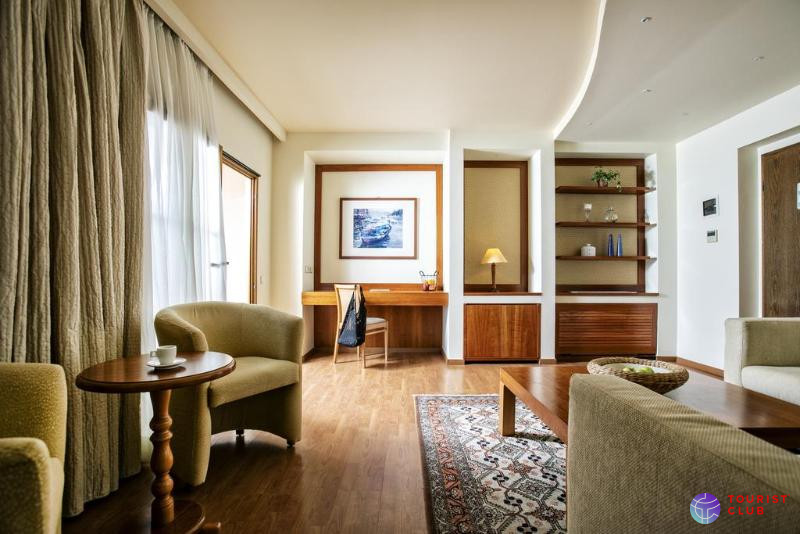 Possidi Holidays Resort & Suites - фото отеля