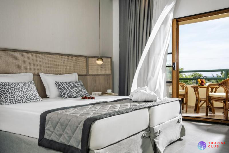 Possidi Holidays Resort & Suites - фото отеля