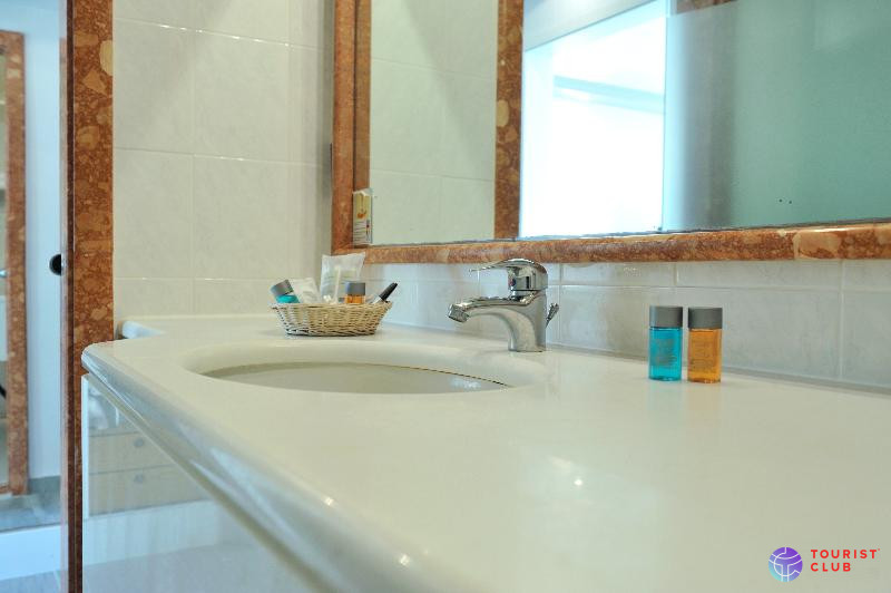 Possidi Holidays Resort & Suites - фото отеля