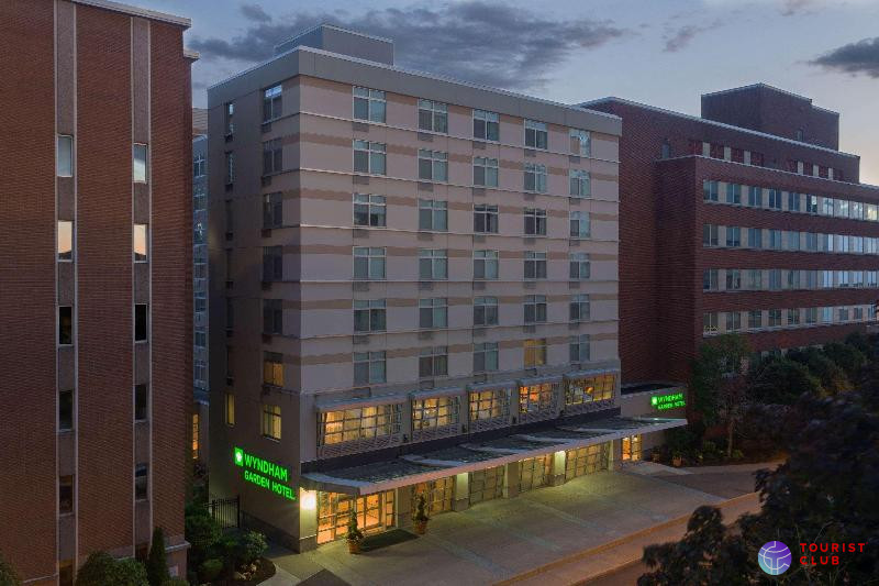 Wyndham Garden Buffalo Downtown - фото отеля