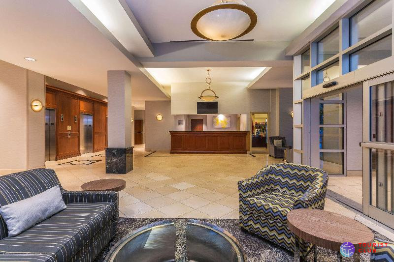 Wyndham Garden Buffalo Downtown - фото отеля