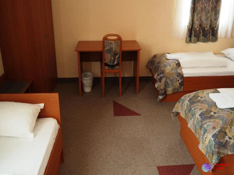Berlin Hotel - фото отеля