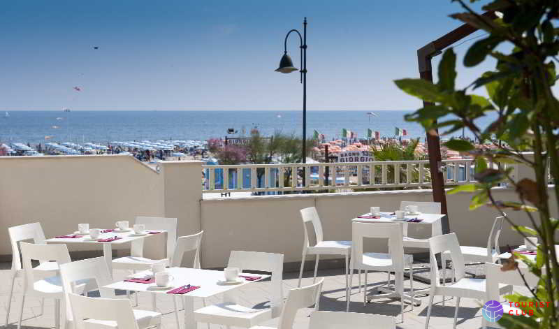 Yes Hotel Touring - фото отеля