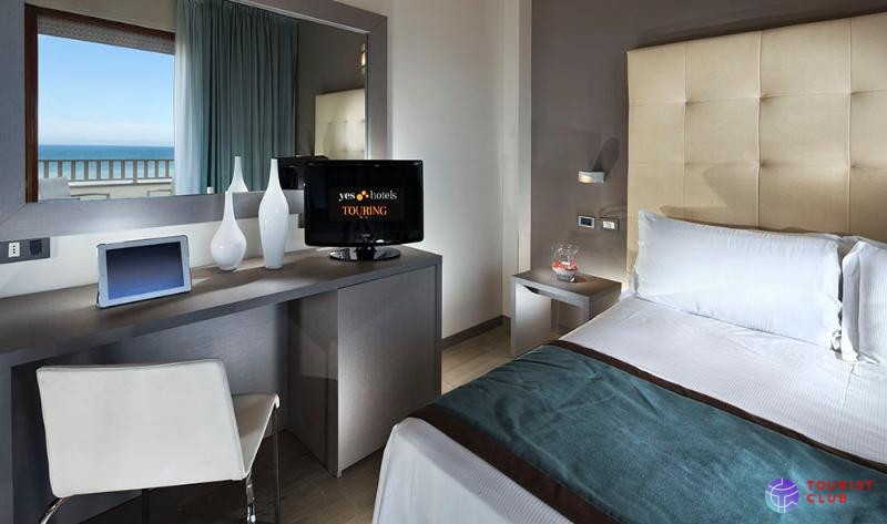 Yes Hotel Touring - фото отеля