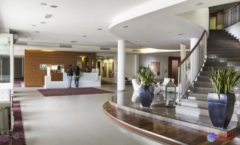 Yes Hotel Touring - фото отеля