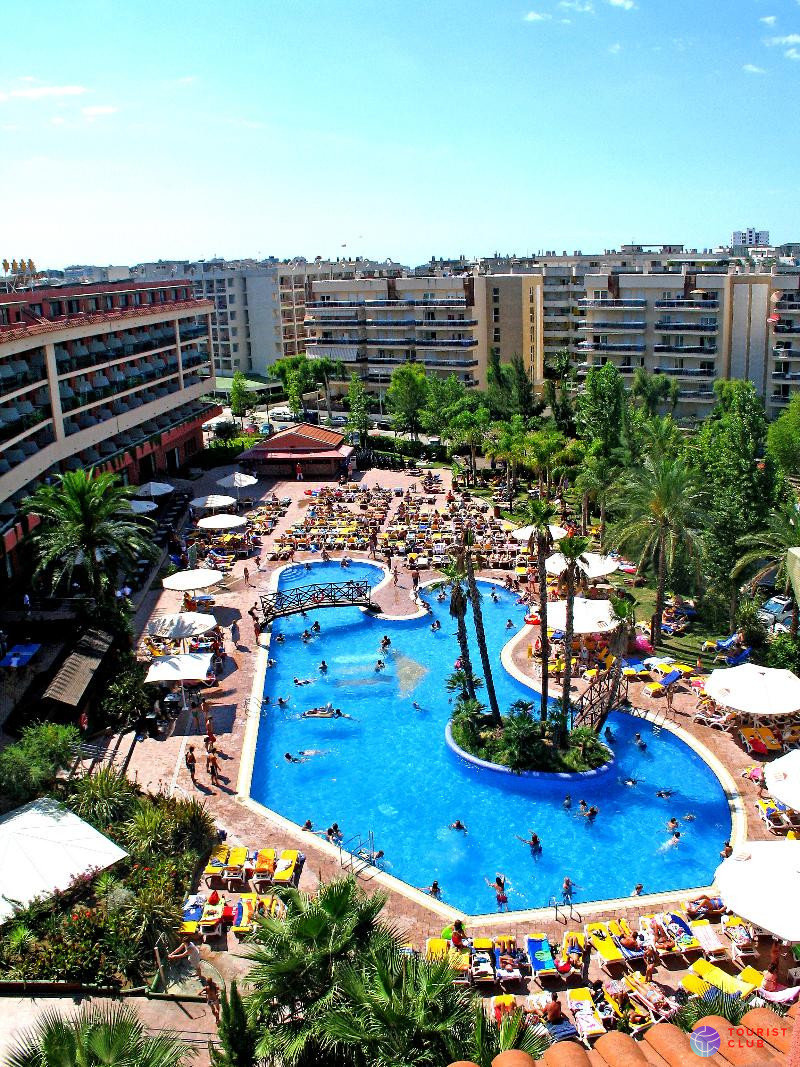 Ohtels Villa Romana - фото отеля