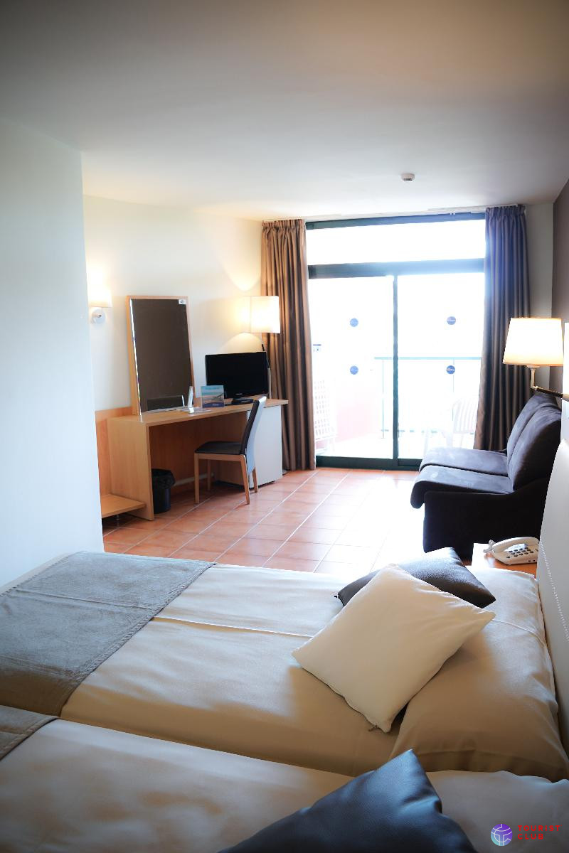 Ohtels Villa Romana - фото отеля