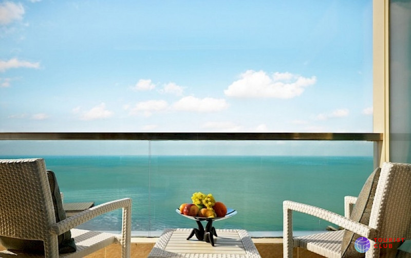Bilgah Beach Hotel - фото отеля
