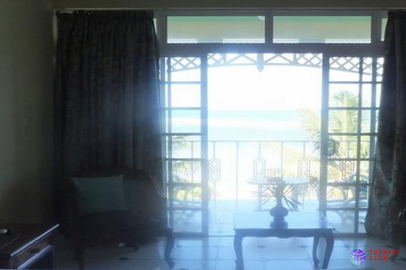 Palm Beach Hotel - фото отеля