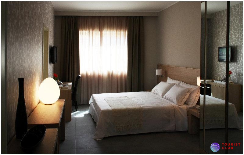 Ferro Hotel - фото отеля