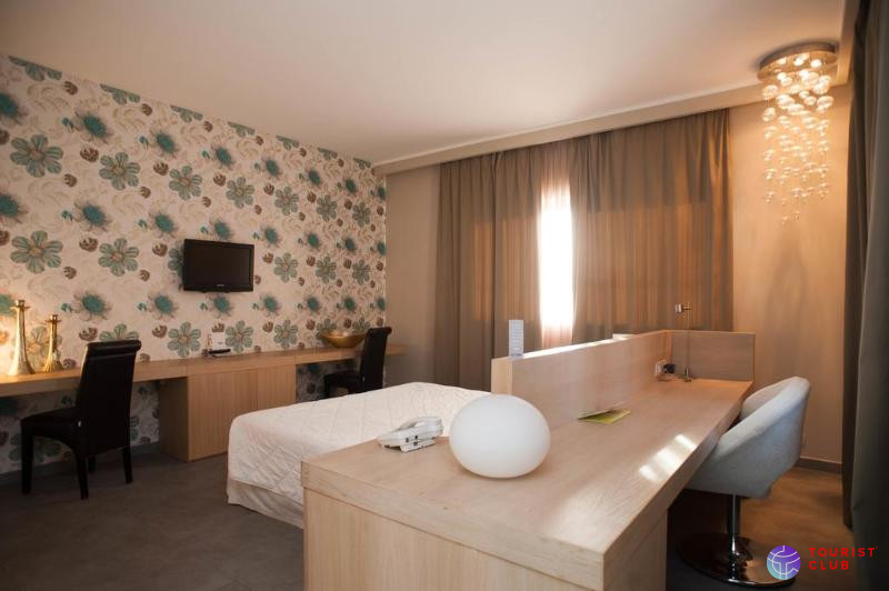 Ferro Hotel - фото отеля