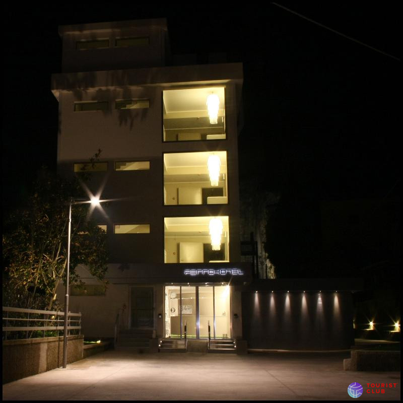 Ferro Hotel - фото отеля
