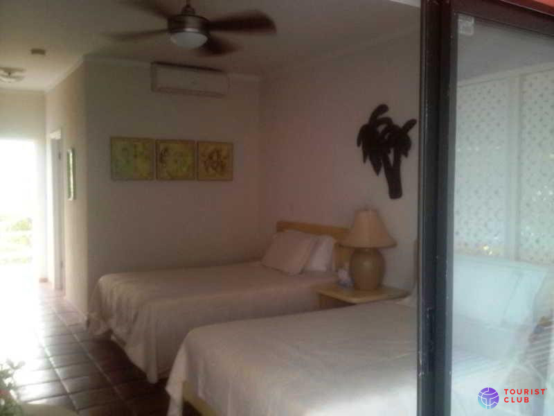 Caribbean Paradise Inn - фото отеля