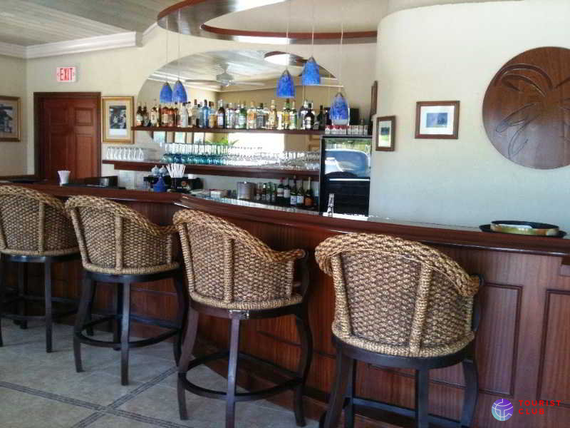 Caribbean Paradise Inn - фото отеля