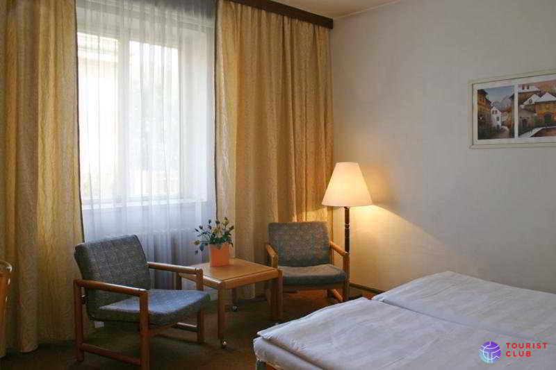 EA Hotel Jasmin - фото отеля