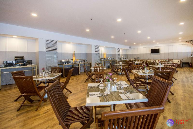 The Tides Hotel Boracay - фото отеля