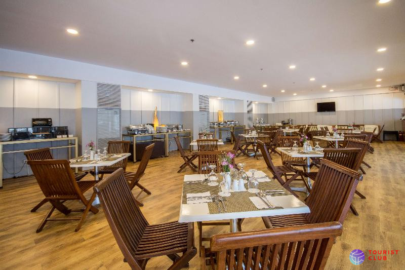The Tides Hotel Boracay - фото отеля