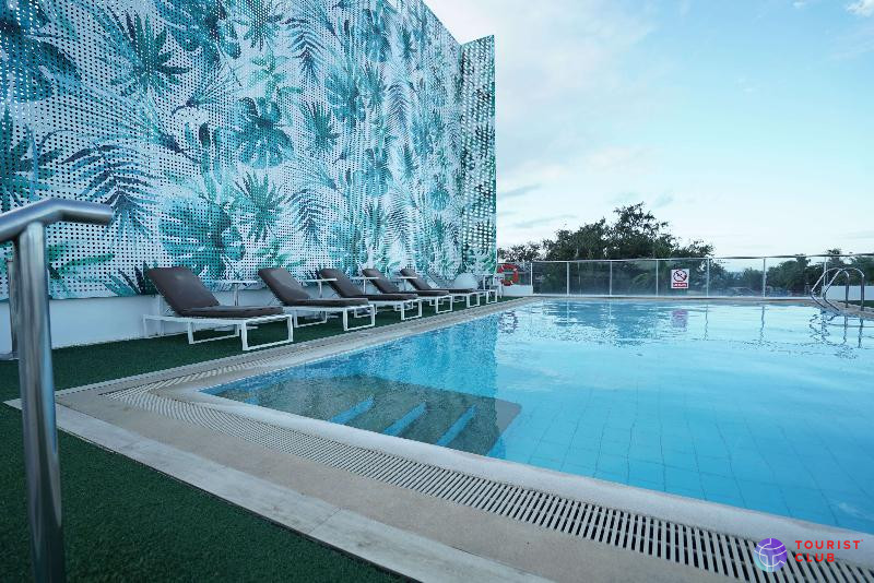 The Tides Hotel Boracay - фото отеля