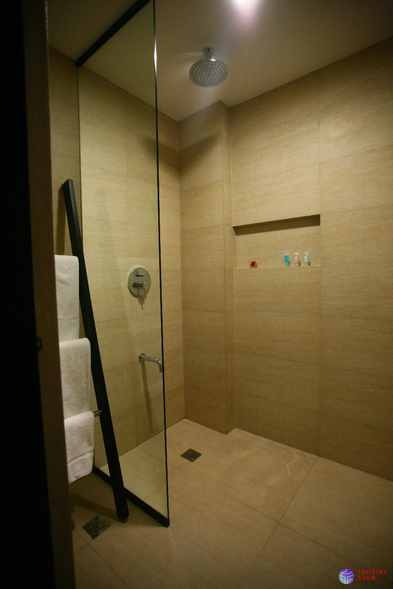 The Tides Hotel Boracay - фото отеля