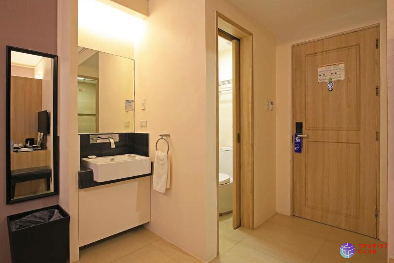The Tides Hotel Boracay - фото отеля