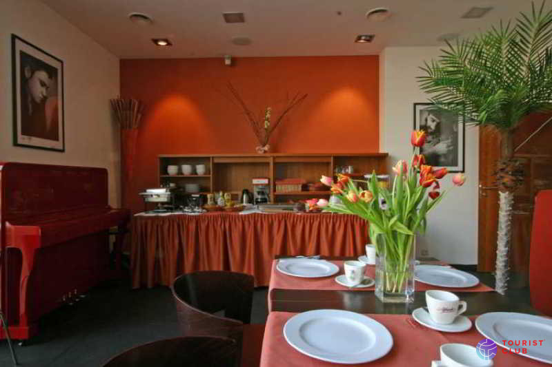 Hotel Ruby Blue - фото отеля