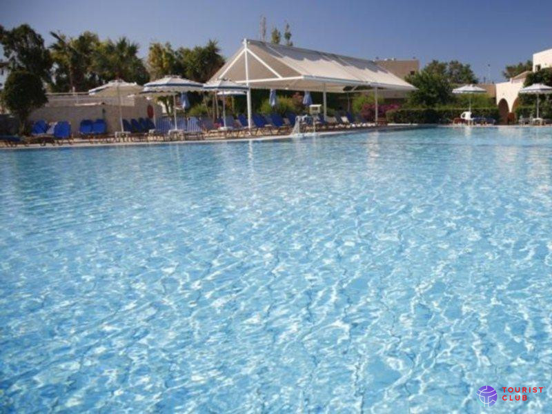 Sun Palace - фото отеля