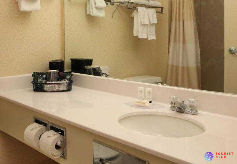 Best Western Kokomo Hotel - фото отеля