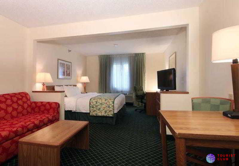Best Western Kokomo Hotel - фото отеля