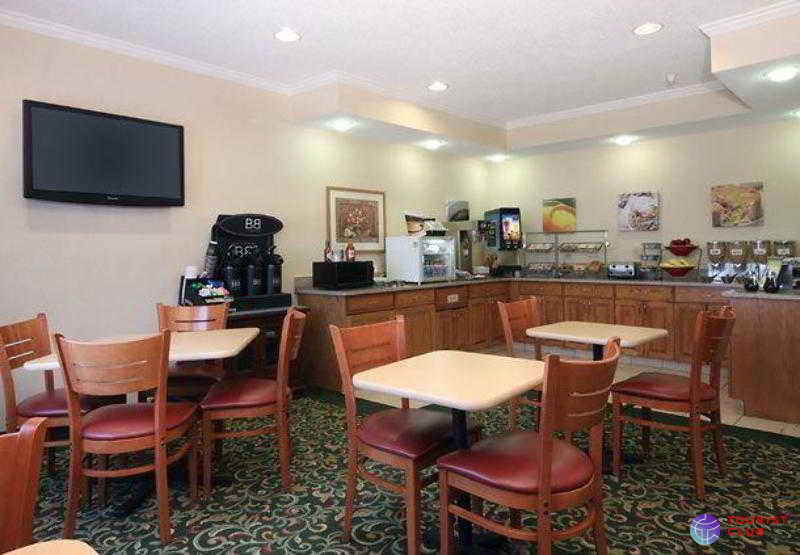 Best Western Kokomo Hotel - фото отеля
