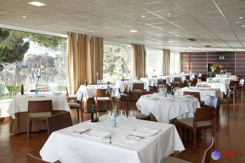 Parador de Aiguablava - фото отеля