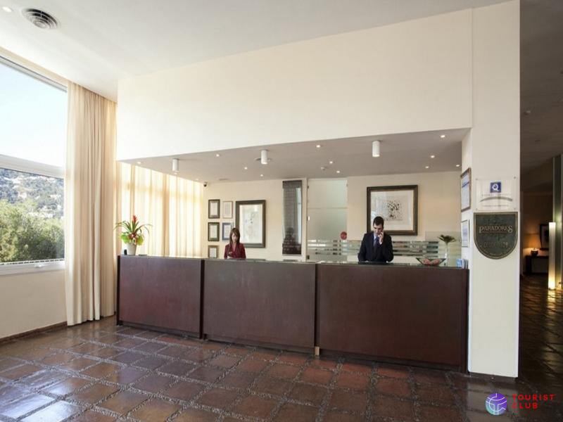 Parador de Aiguablava - фото отеля