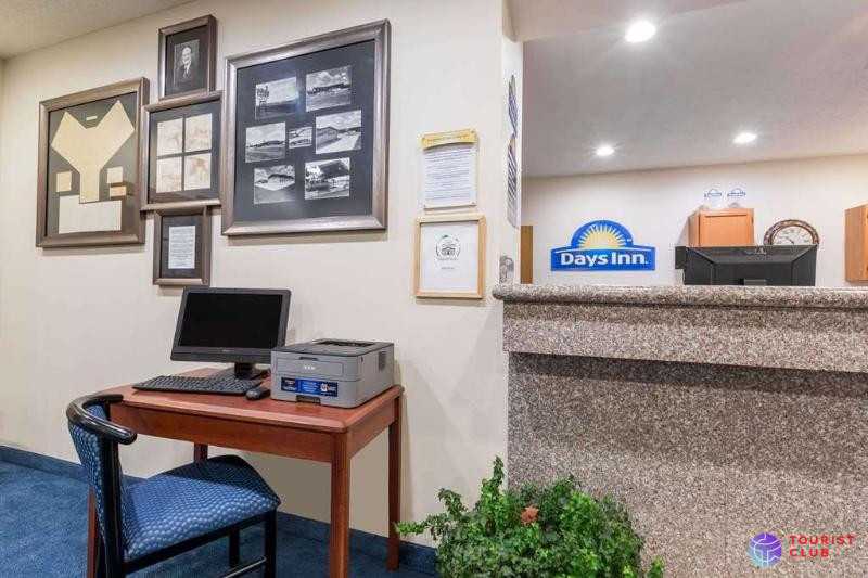 Days Inn by Wyndham Hotel Spencer IA - фото отеля