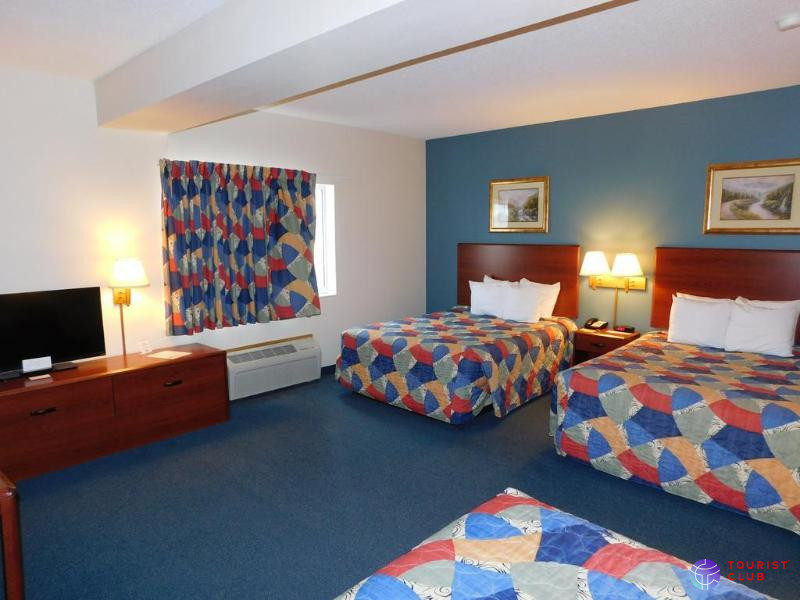 Days Inn by Wyndham Hotel Spencer IA - фото отеля