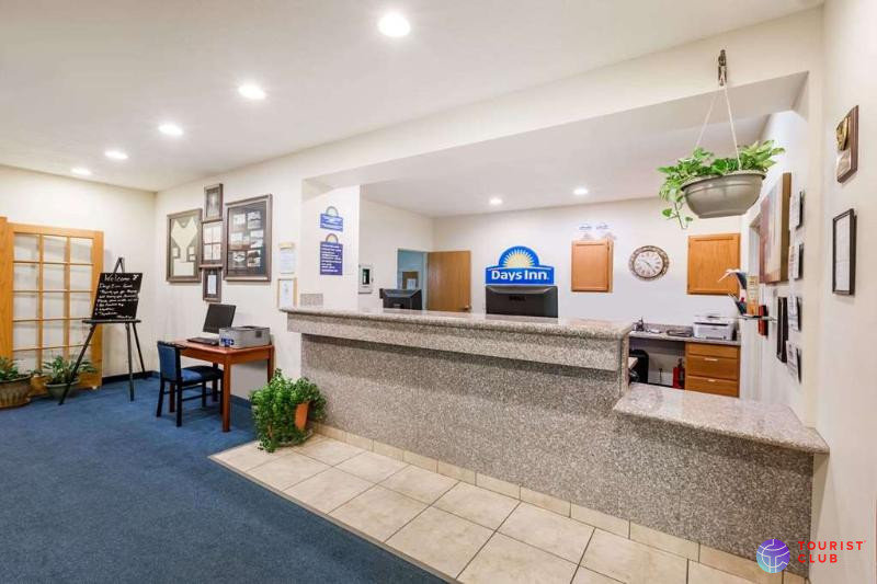 Days Inn by Wyndham Hotel Spencer IA - фото отеля