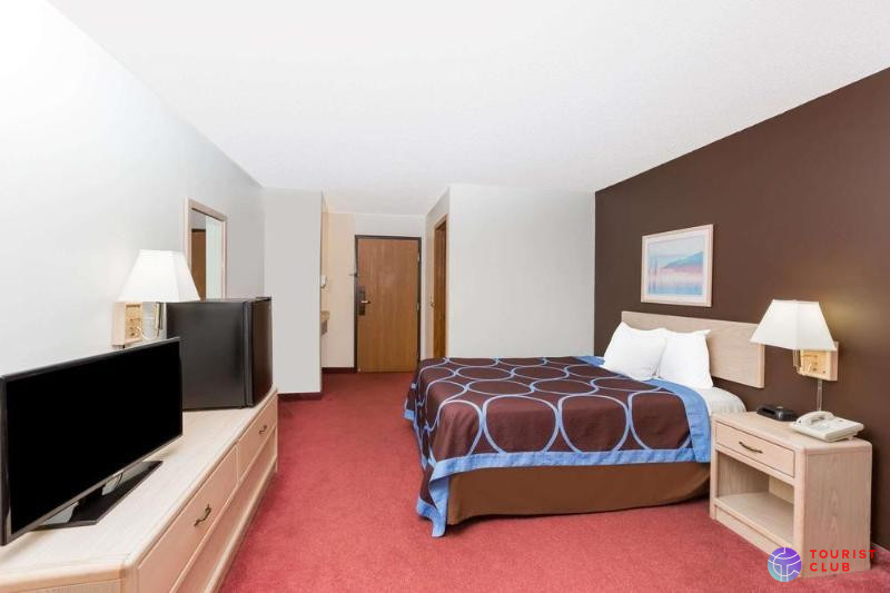 Super 8 By Wyndham Estherville - фото отеля