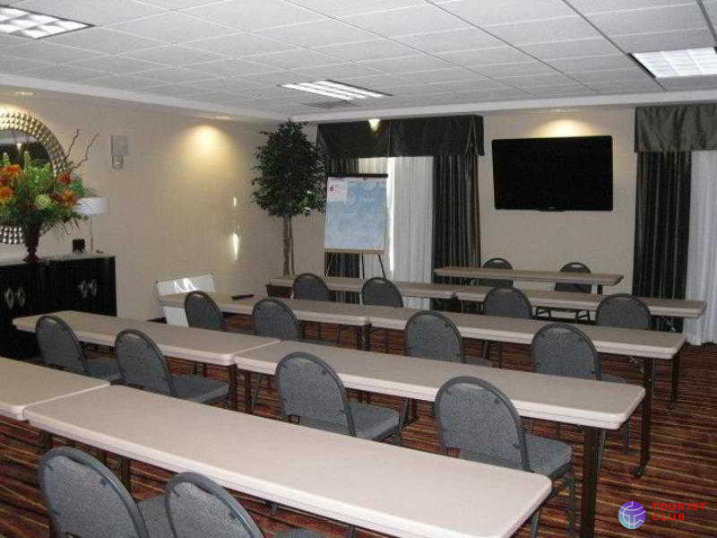Best Western Plus Cushing Inn & Suites - фото отеля