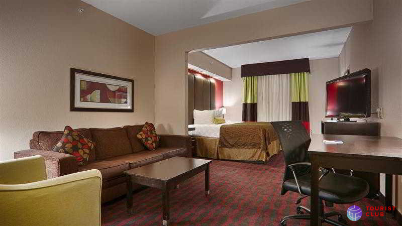 Best Western Plus Cushing Inn & Suites - фото отеля