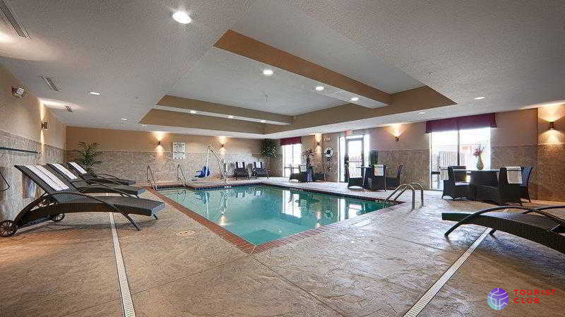 Best Western Plus Cushing Inn & Suites - фото отеля