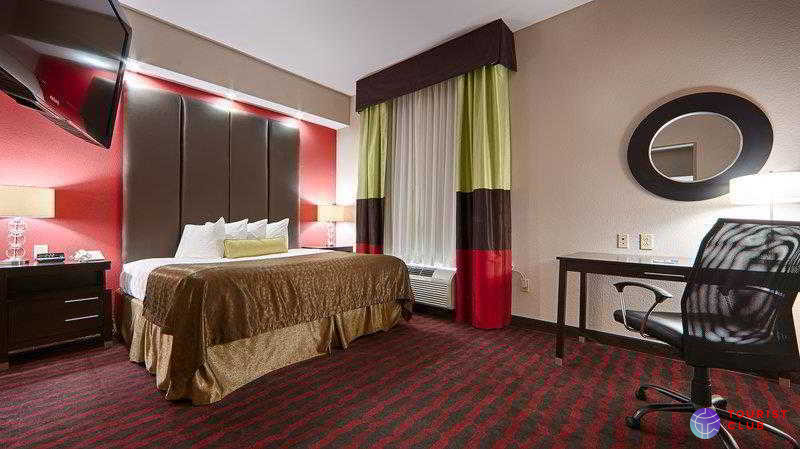 Best Western Plus Cushing Inn & Suites - фото отеля