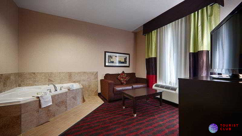 Best Western Plus Cushing Inn & Suites - фото отеля