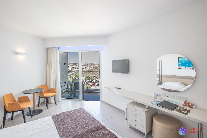 Vassos Nissi Plage Hotel & Spa - фото отеля
